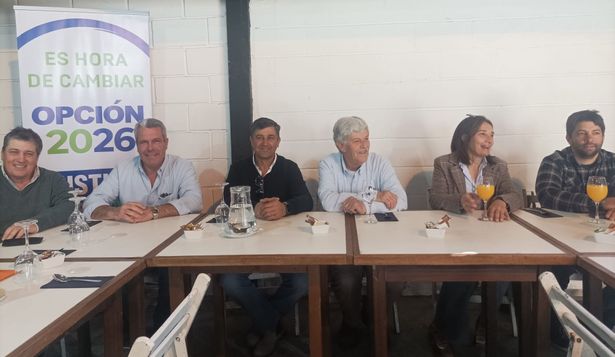 Conaprole: integrantes de Opción 2026, en la Rural del Prado, Marcelo Bartesaghi, André Mondón, Fabián Hernández, Justino Zavala, María José Hernández y Leandro Noya.