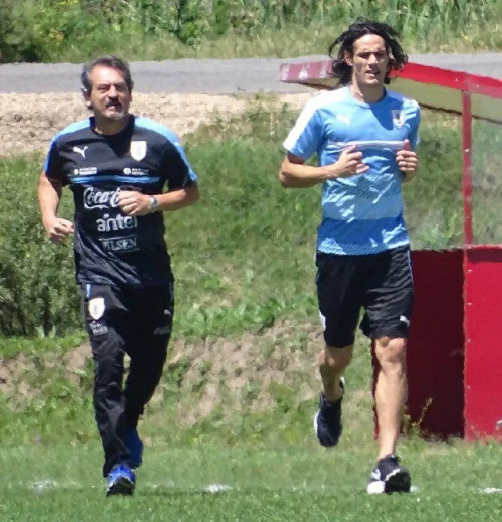 Cavani en la práctica de este viernes