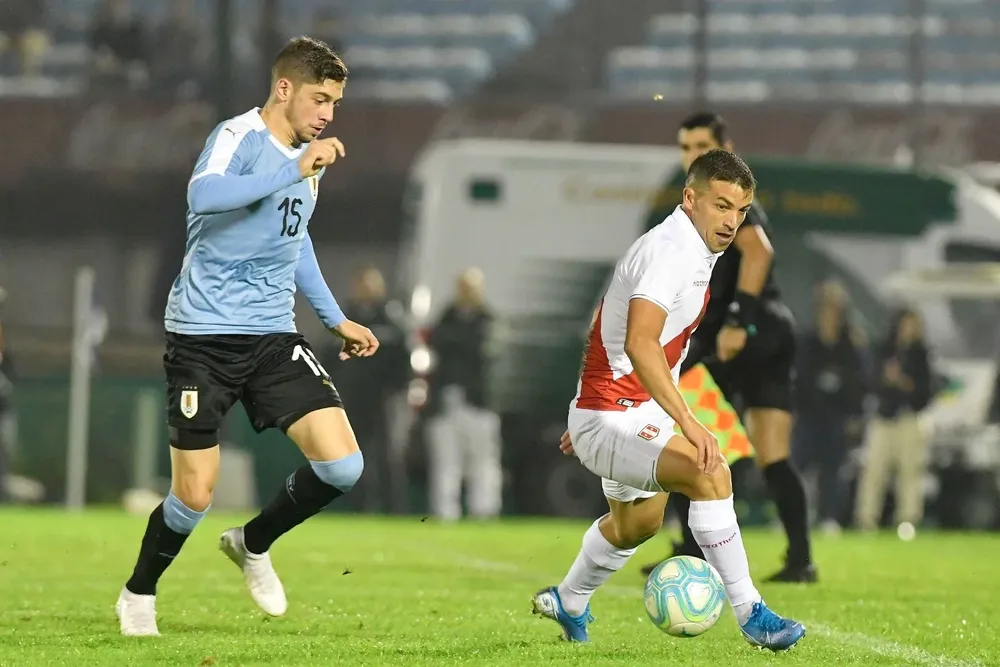 Federico Valverde y Gabriel Costa