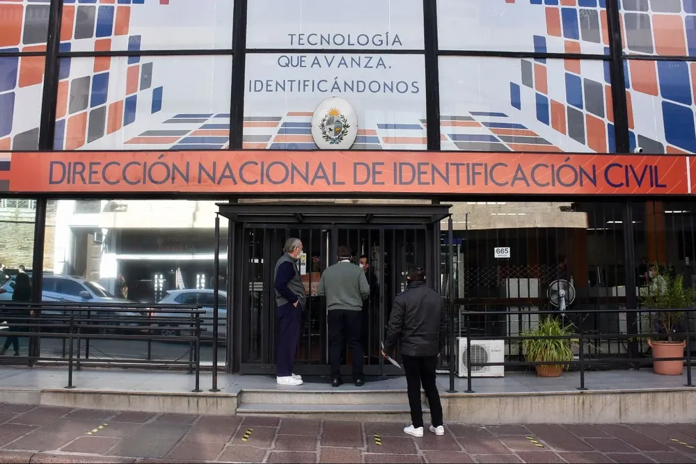 Archivo. Fachada del edificio de la Dirección Nacional de Identificación Civil