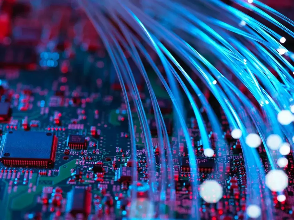 Telefónica cierra 390 centrales de cobre.