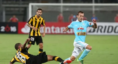 Horacio Calcaterra supera a Nicolás Freitas