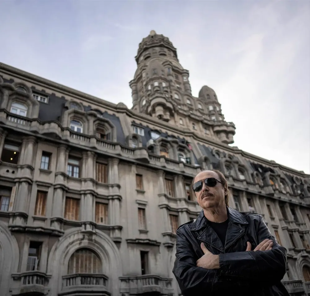 Mediosiglo, el show que marca el regreso de Roos a los escenarios, se llevará a cabo entre el 3 y 4 de dieciembre