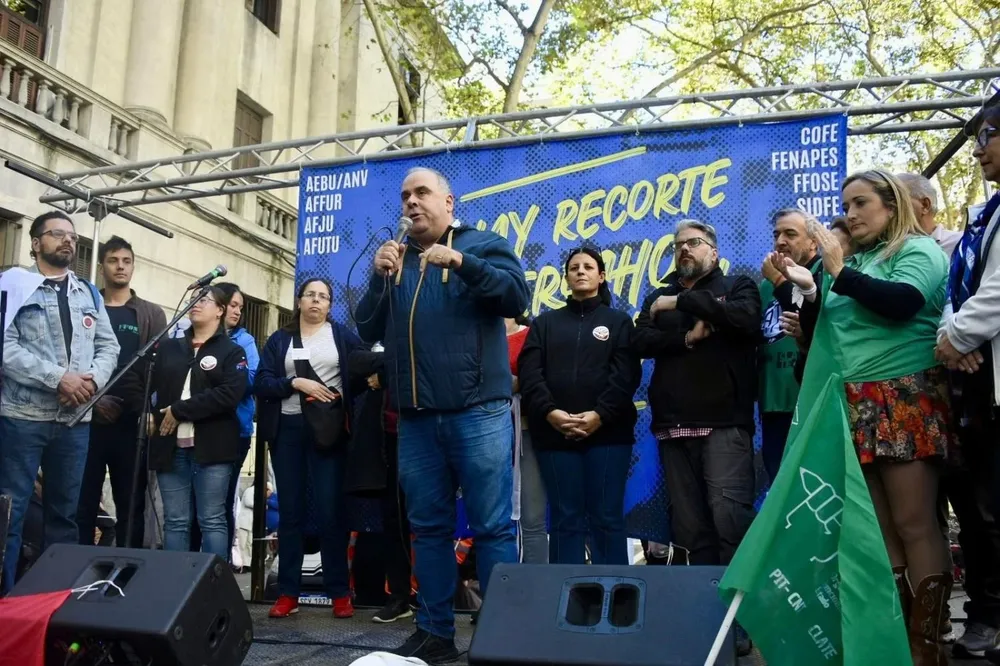 Acto de COFE frente al Ministerio de Economía