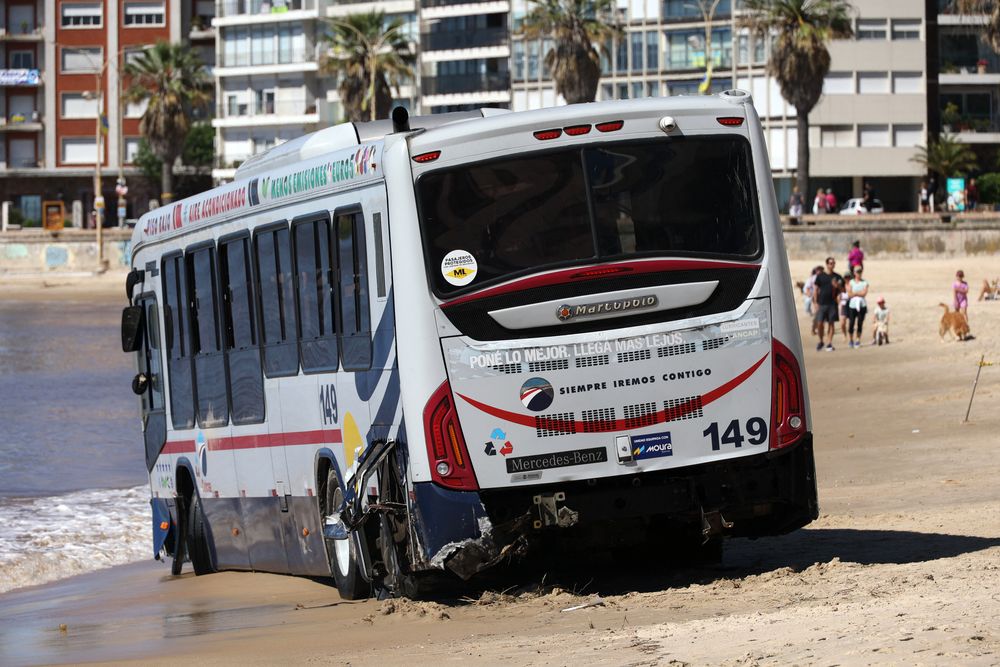 Foto del ómnibus en el accidente del pasado sábado 26 de octubre