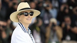 Meryl Streep llegó al Festival de Cannes, donde recibirá la Palma de Oro por su trayectoria artística