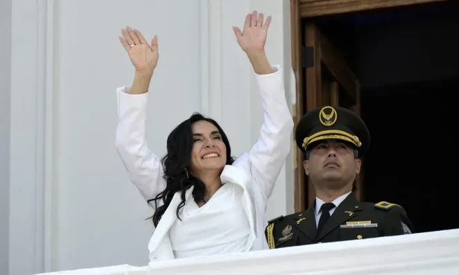 Verónica Abad anunció que cumplirá con la tarea asignada, pero advirtió su presencia “será notable, incluso estando a miles de kilómetros”.