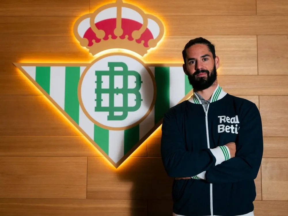 Isco renueva con el Betis.