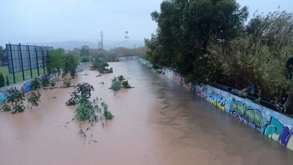 Imagen de las aguas fecales en Gavà (Barcelona)