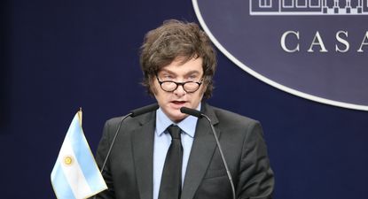 Milei calificó a los comunicadores de prensa de sicarios con credencial de supuestos periodistas