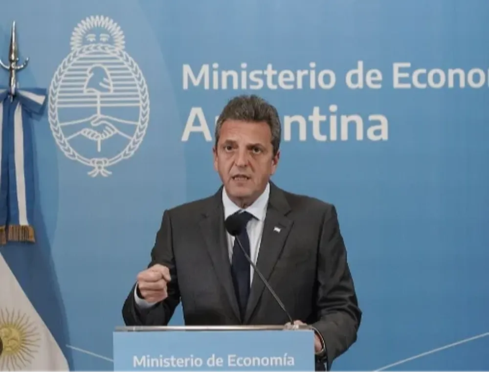 Massa en el Palacio de Hacienda