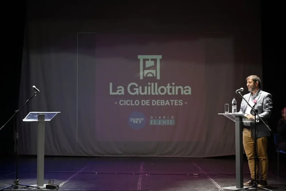 Fernando Pereira debate solo por la LUC y reclama ausencia de Alejo Umpiérrez, en Rocha