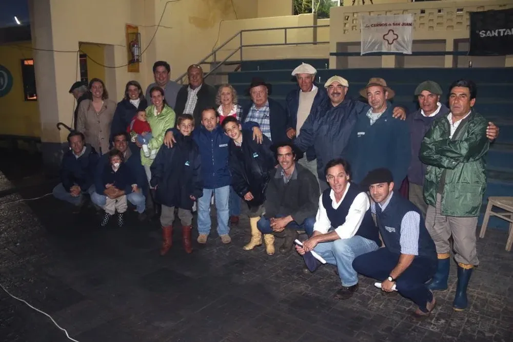 Integrantes de las cabañas y los escritorios en el remate de 2015