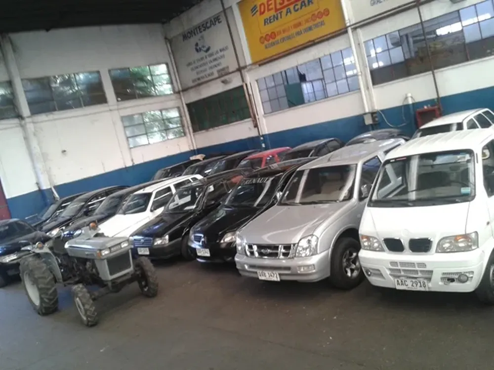 Algunas de las camionetas y automóviles que ofrecerá Suhr en remate