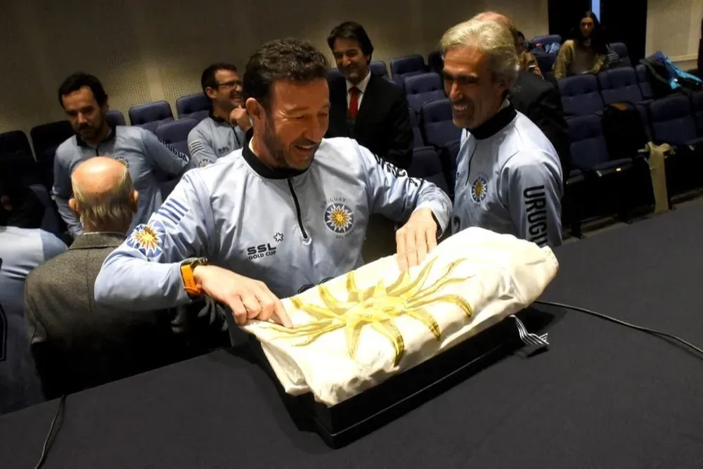 La indisimulable emoción del histórico Ricardo Fabini