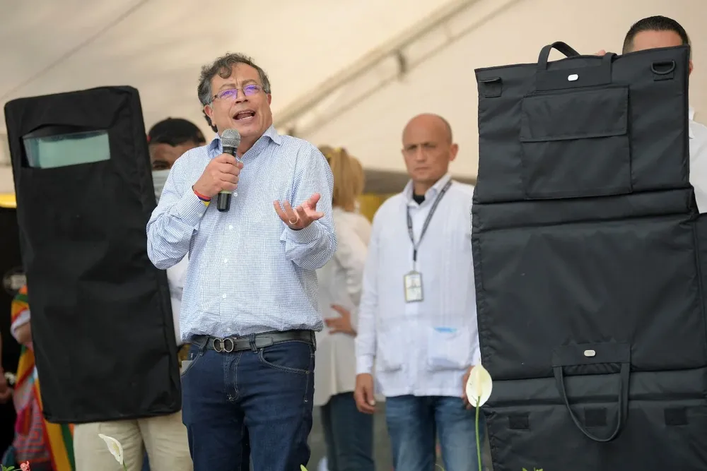 Colombia se prepara, en un clima de paz, para elegir quién gobernará los próximos cuatro años