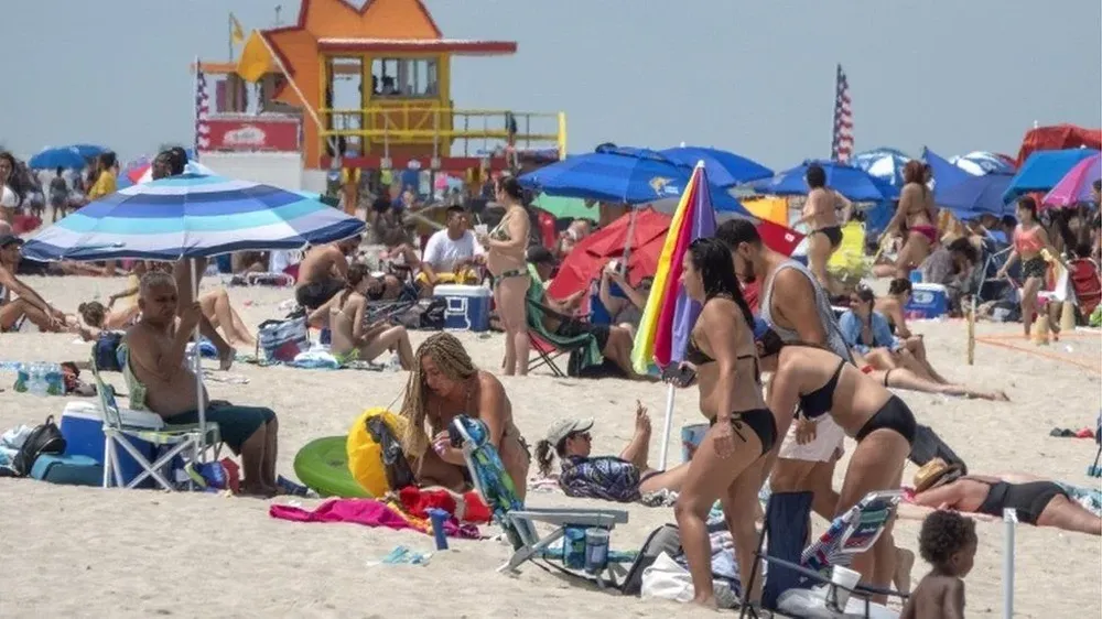 Playa de Miami en plena pandemia