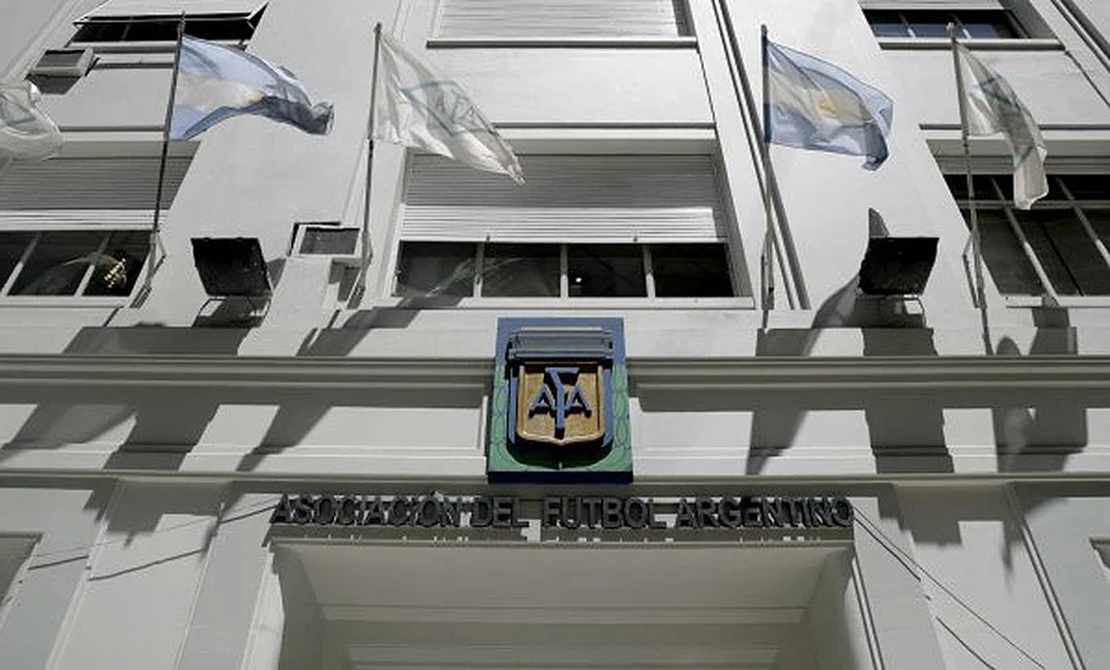 Cómo está compuesto el Tribunal de Disciplina de la AFA que sancionó al presidente de Talleres de Córdoba