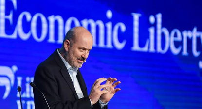 Federico Sturzenegger impulsa la “Ley Hojarasca” en el Congreso para avanzar en la eliminación de normativas obsoletas.