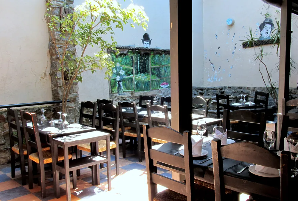 Jardín ideal para almuerzos al sol