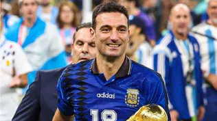 Scaloni le dona al museo de la FIFA las notas tácticas que usó en la final contra Francia