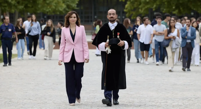 diaz ayuso convierte madrid en la oxford espanola: 40.000 extranjeros, 14 universidades privadas y 6 publicas