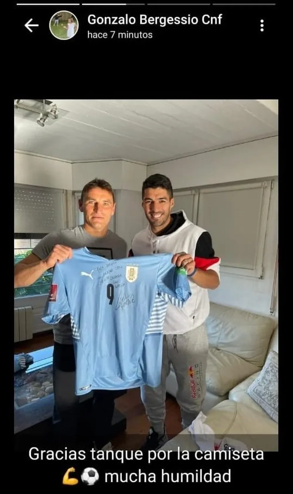 El encuentro de Luis Suárez y Gonzalo Bergessio