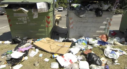 navidad con la basura: un ?estres? repetido de fin de ano y que paso cuando se evito