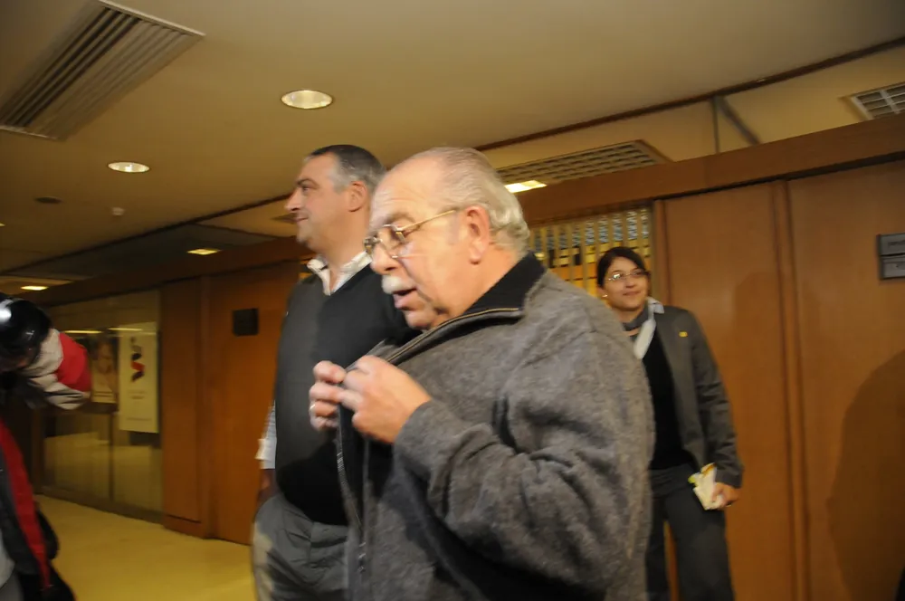 La llegada de Semproni al anexo del Palacio