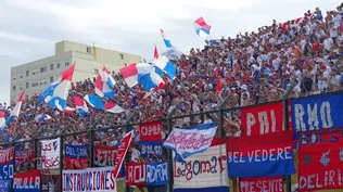 La hinchada copó el Campus
