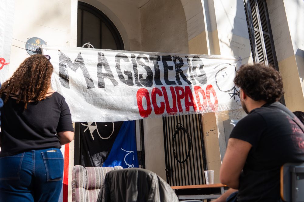 Institutos Normales de Montevideo. Magisterio Ocupado