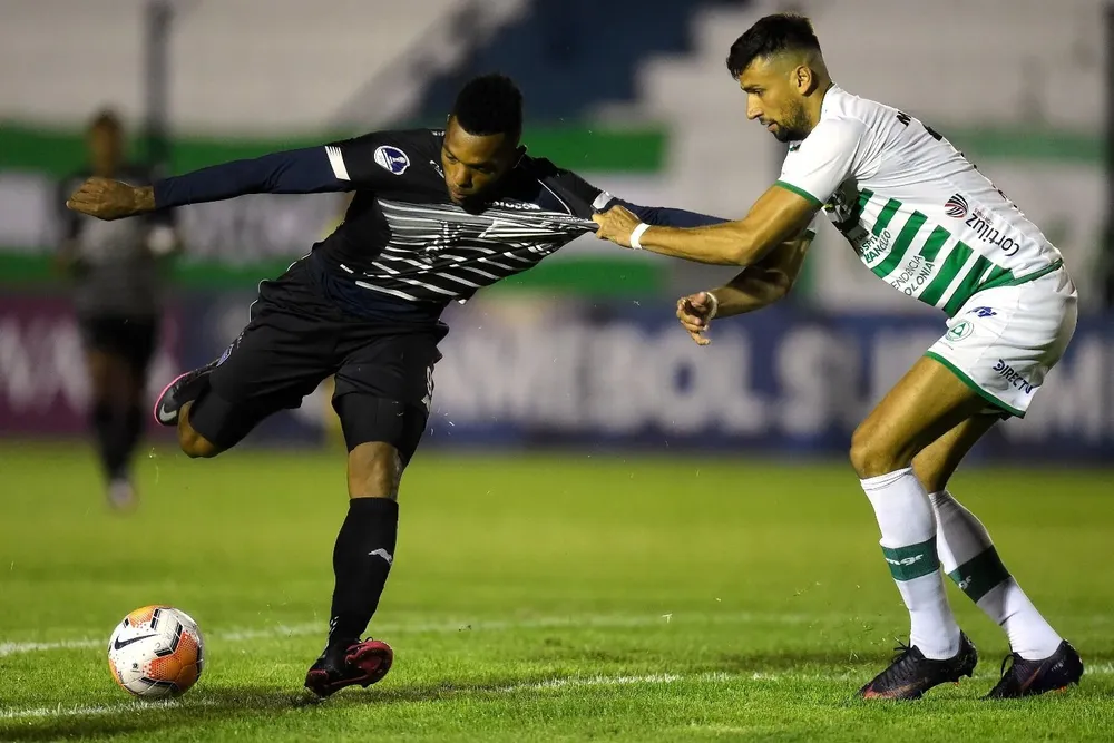 Mario Risso dejará Plaza Colonia y se sumará a los tricolores