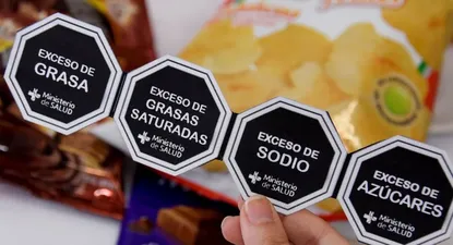 Exceso de sal, azúcar y grasas: nuevas etiquetas inquietan a la industria alimentaria