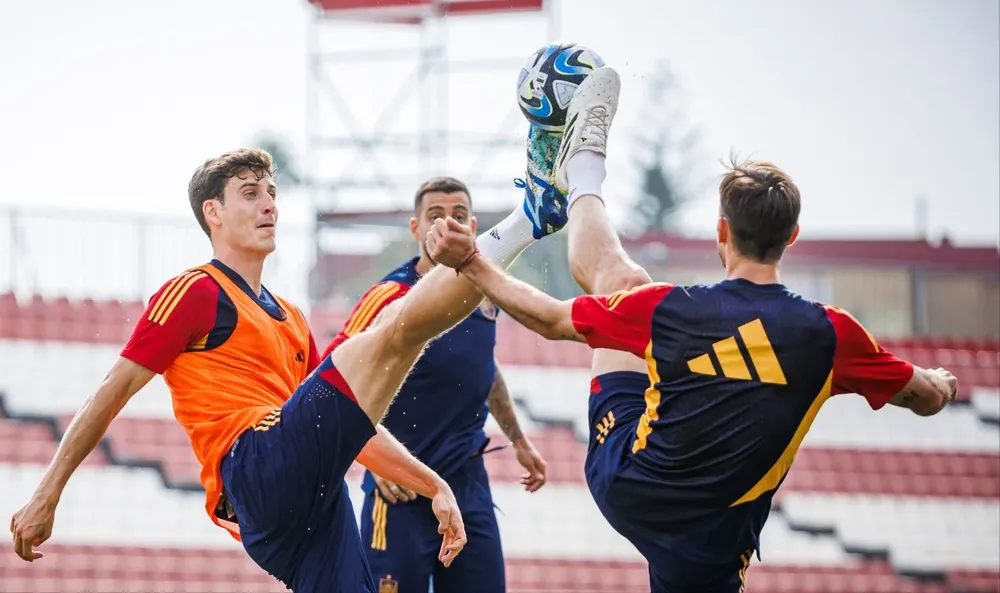 España buscará clasificar a la Euro.