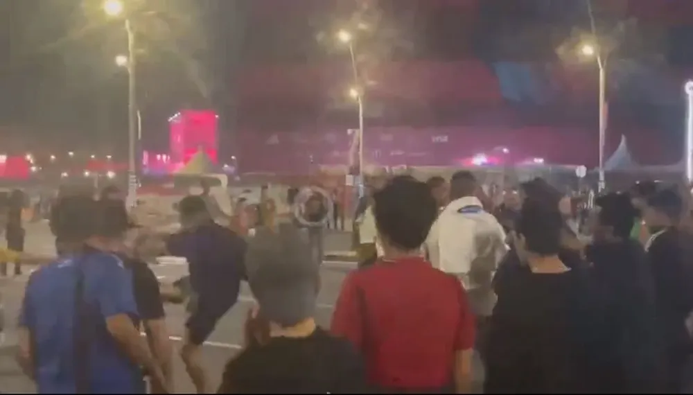Peleas entre hinchas de Argentina y México en Doha