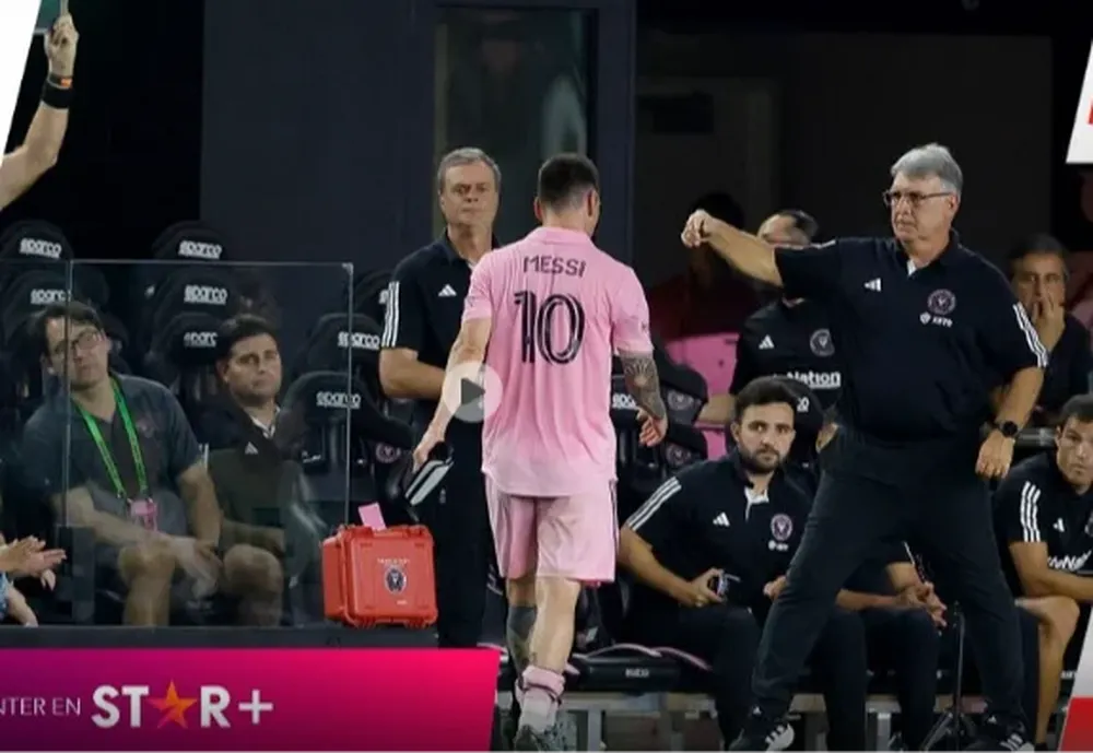 Atípico: Messi pidió salir antes de que termine el primer tiempo.