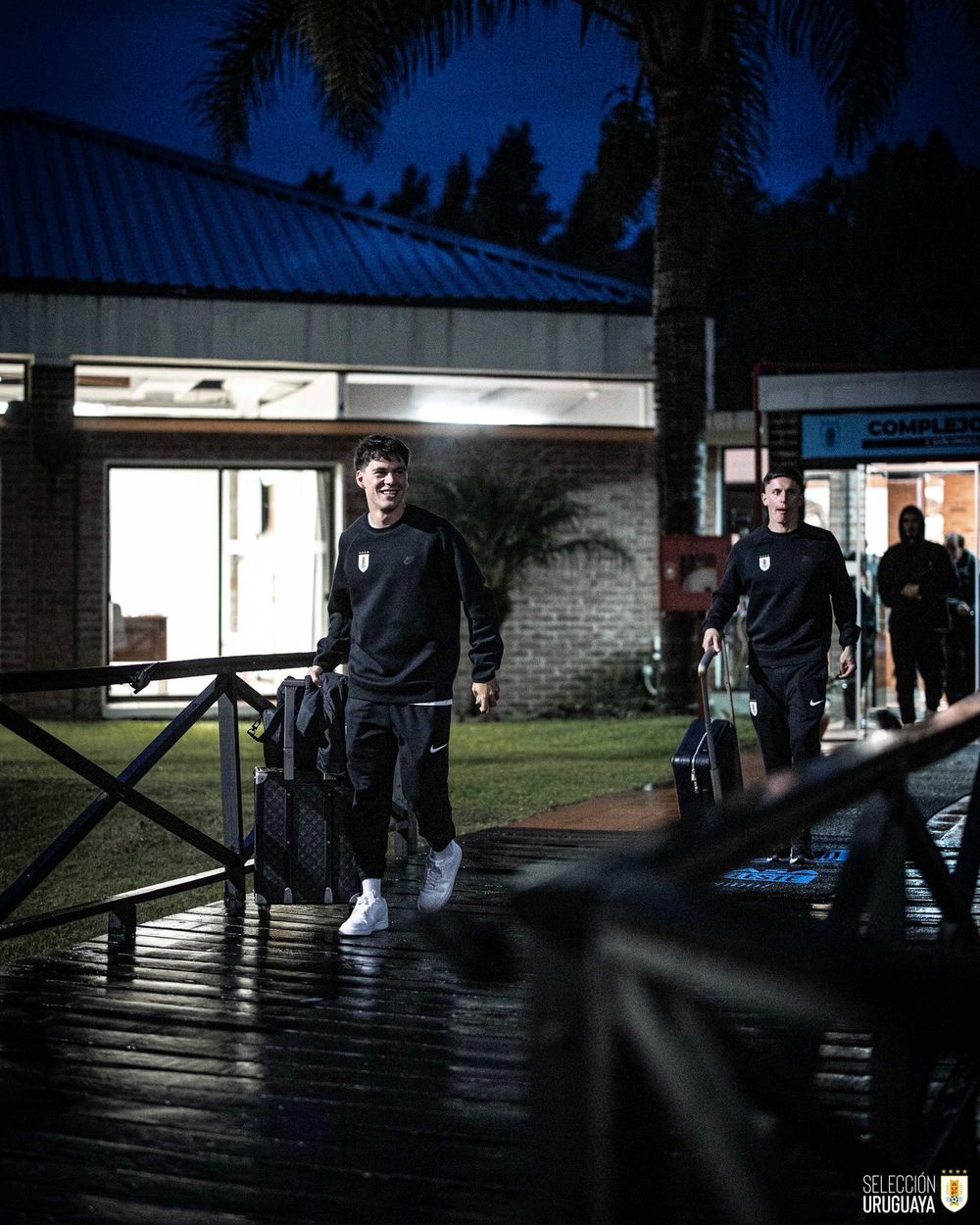 La despedida de la selección uruguaya para el amistoso ante México