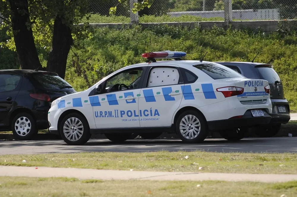 La policía fue alertada el viernes de que en una vivienda se encontraba una persona muerta