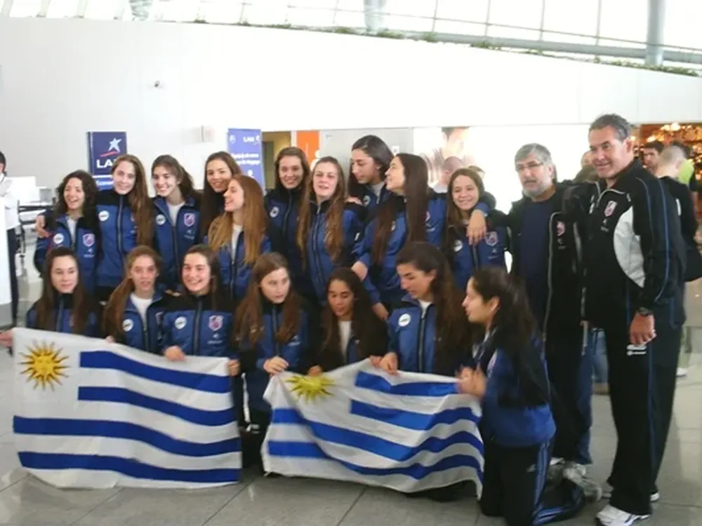 Selección juvenil femenina de hándbol, 2012