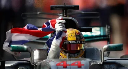 Hamilton ganó en Canadá