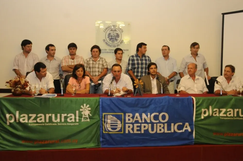 Otra venta del equipo de Plazarural y el BROU
