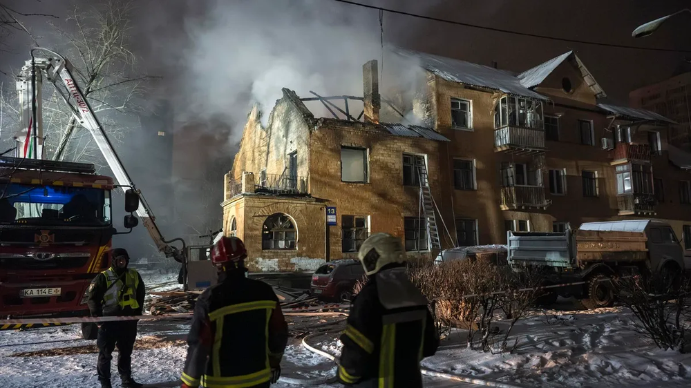 Uno de los edificios destruídos por el misil lanzado por Rusia.