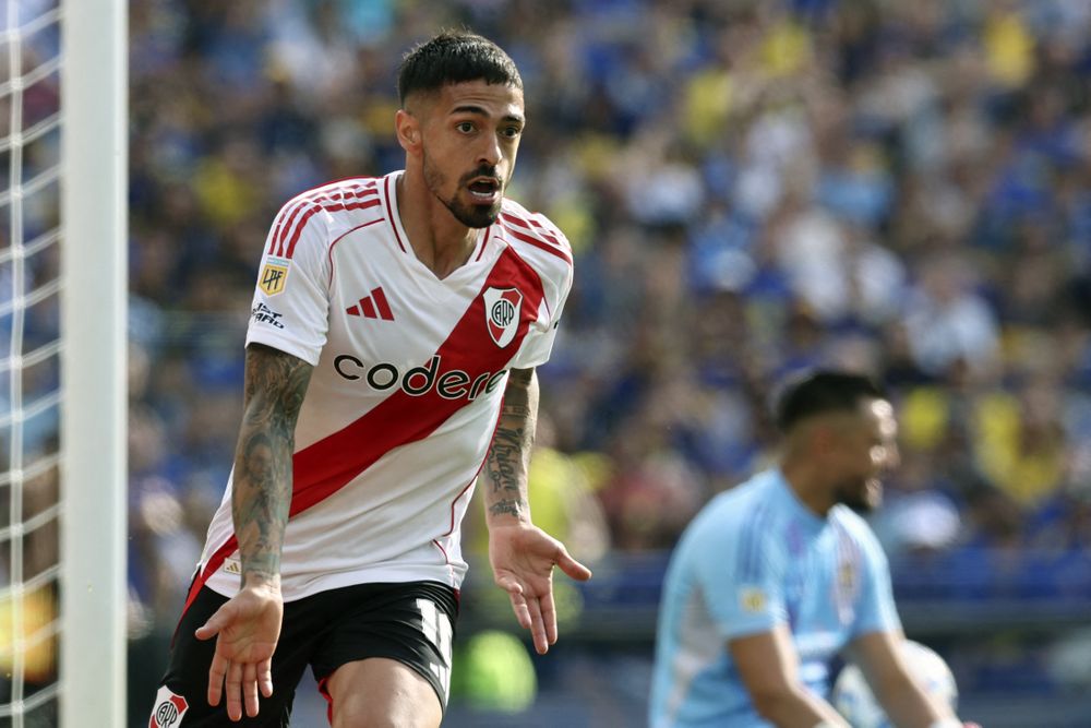 El mediocampista de River Plate, Manuel Lanzini, celebra tras marcar el gol El mediocampista de River Plate, Manuel Lanzini, celebra tras marcar el gol