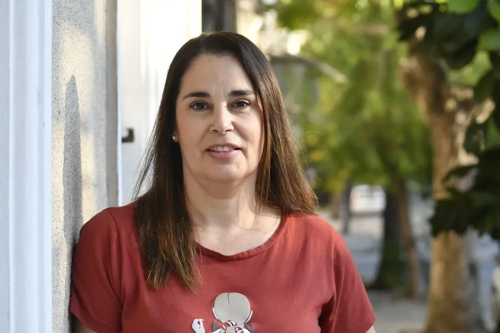 Yuli Nuñez es una de las pacientes oncológicas que accedió a los cascos de Quimio con Pelo Uruguay