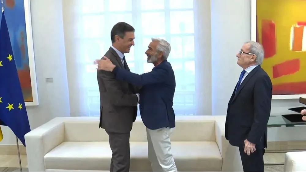 Los actores de Cuéntame con Pedro Sánchez