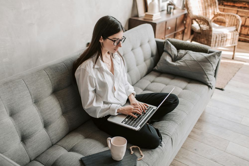 La plataforma Empléate permite filtrar puestos de trabajo según el perfil e intereses, facilitando la búsqueda personalizada. &nbsp;