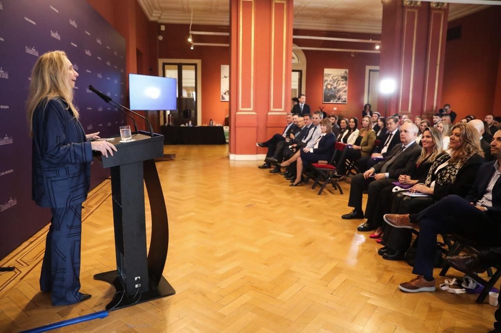 Karina Milei diputado y senadores