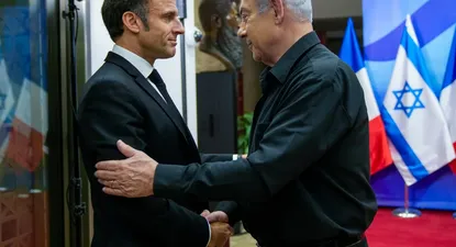 El presidente francés Emmanuel Macron mostró su solidaridad con su par israelí Benjamín Netanyahu.