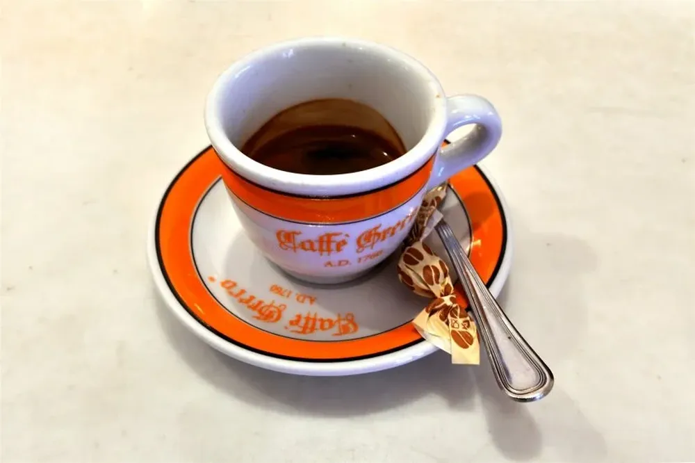 La entrada del segundo café más antiguo de Roma, fundado en 1760