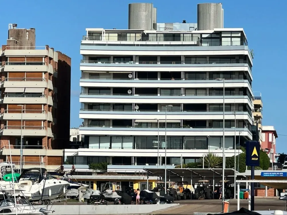 Un edificio muy bien ubicado.